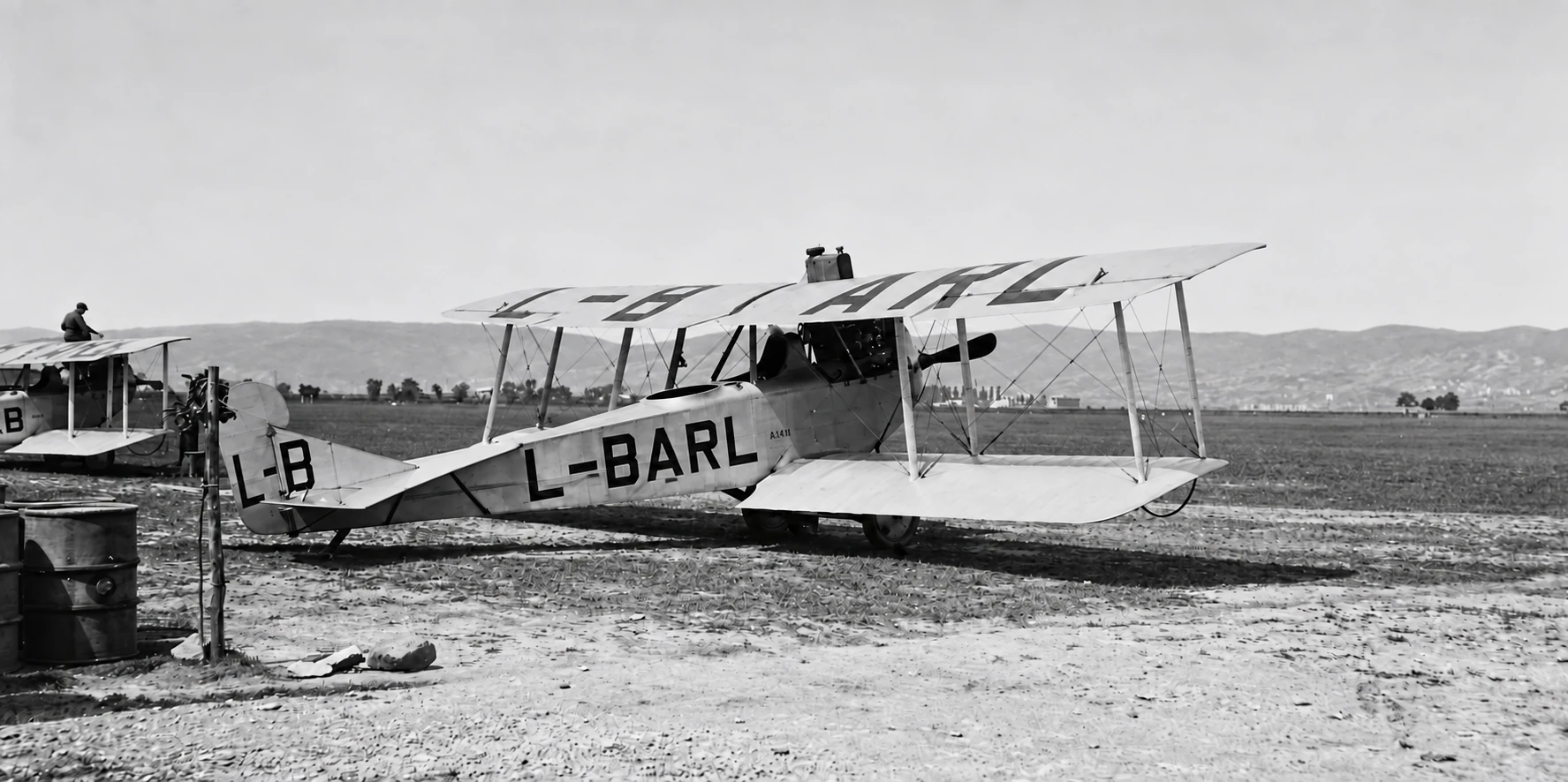 Lietadlo Aero A.14.11 / L-BARL na letisku vo Vajnoroch v roku 1924