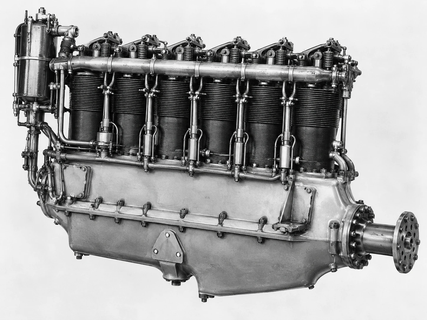 Letecký motor Mercedes D.I, predloha licenčného motora Blesk