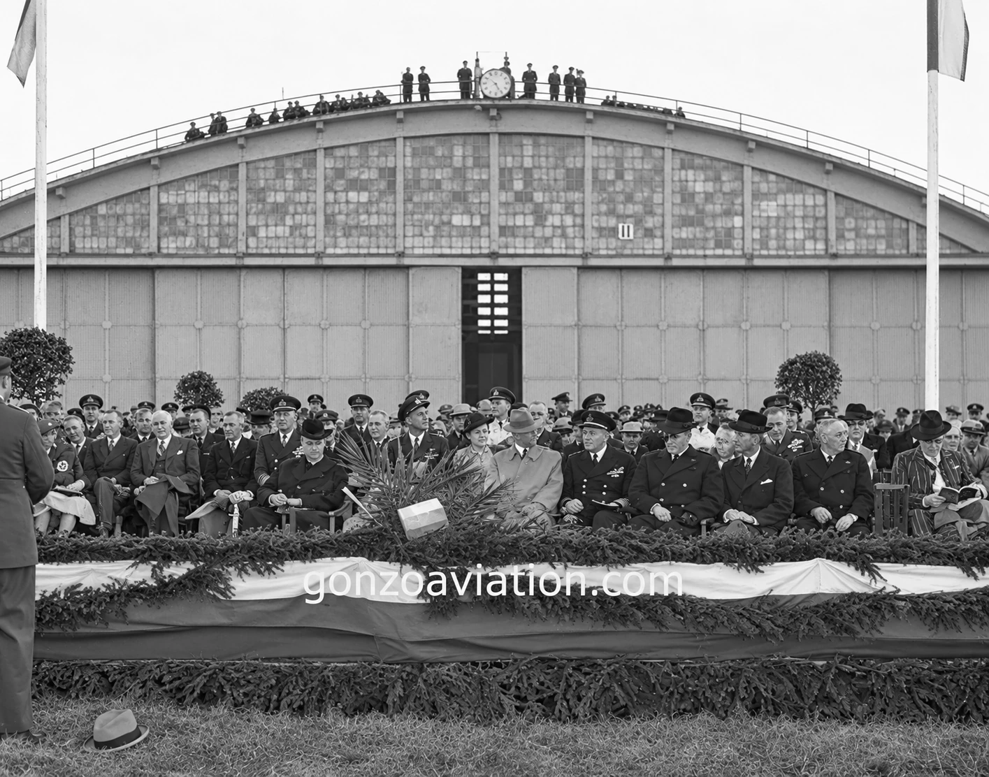 SLeS 1943