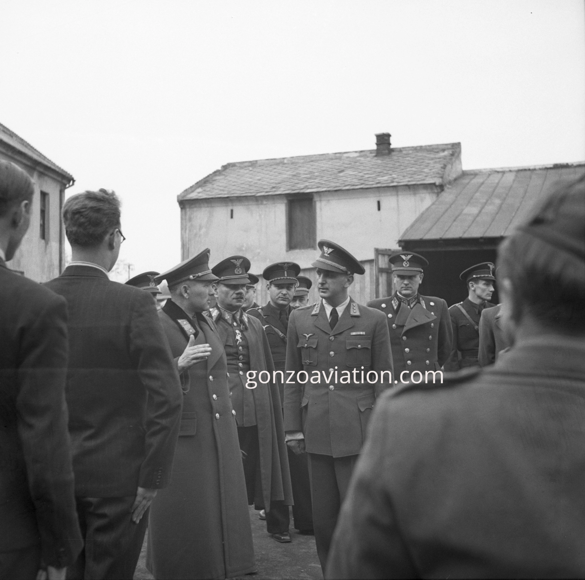 Gen. Čatloš a gen. Pulanich počas návštevy SLeSu